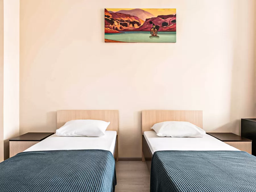 Номер категории Стандарт «Стандарт +» в санатории «Вернисаж» в г. Кисловодске - фотография