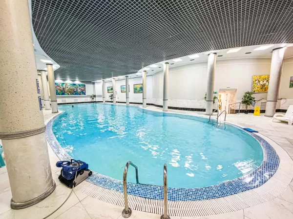 Бассейн в санатории «Вернисаж» в г. Кисловодске - фотография