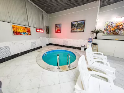 Бассейн в санатории «Вернисаж» в г. Кисловодске - фотография