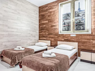 Номер категории Стандарт «Для четверых без окна +» в санатории «Вернисаж» в г. Кисловодске - фотография